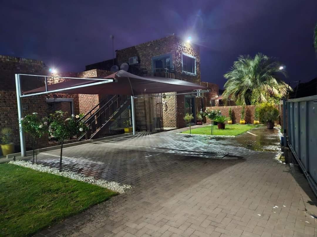 7A Jameson Guesthouse Kimberley Exterior photo
